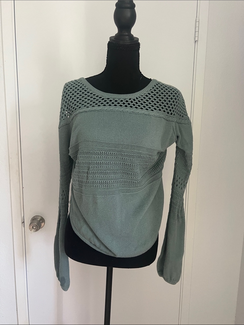 Knox Rose Light Sage Knit Openwork Pullover